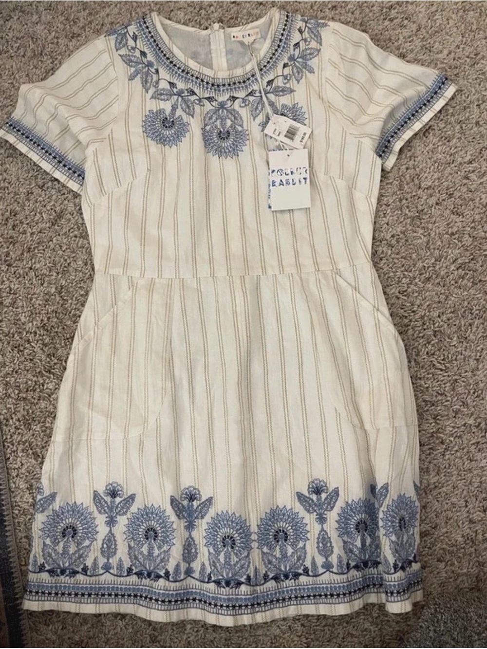 BNWT. Roller Rabbit White & Blue Embroidered Dress. Size S.
